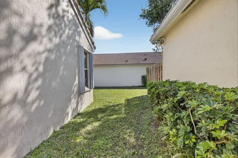 9651 Honeybell Circle Boynton Beach FL 33437