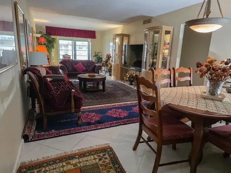 4037 Guildford C Boca Raton FL 33434