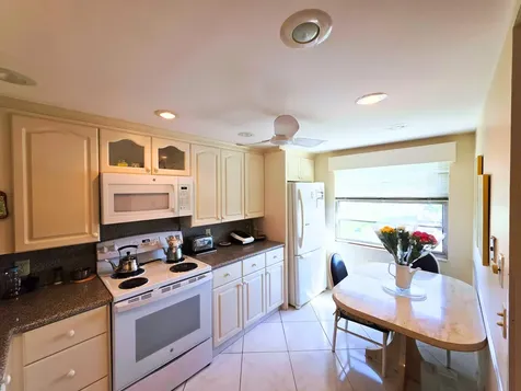 4037 Guildford C Boca Raton FL 33434