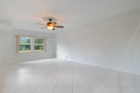 31 Clinton Court Royal Palm Beach FL 33411