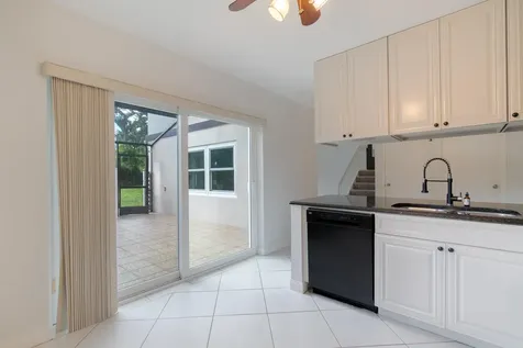 31 Clinton Court Royal Palm Beach FL 33411