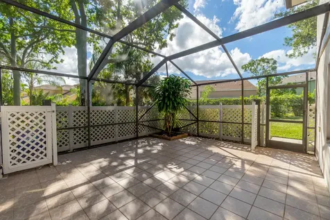 31 Clinton Court Royal Palm Beach FL 33411