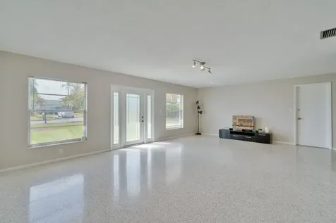 1385 Ne Hilltop Street Jensen Beach FL 34957