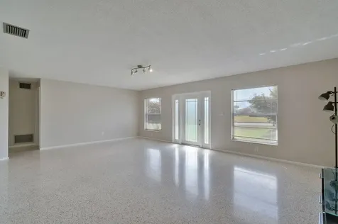 1385 Ne Hilltop Street Jensen Beach FL 34957