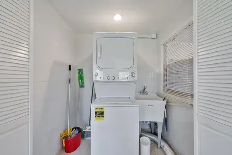 1385 Ne Hilltop Street Jensen Beach FL 34957