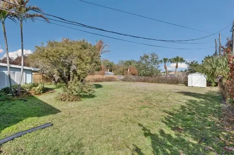 1385 Ne Hilltop Street Jensen Beach FL 34957