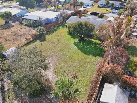 1385 Ne Hilltop Street Jensen Beach FL 34957