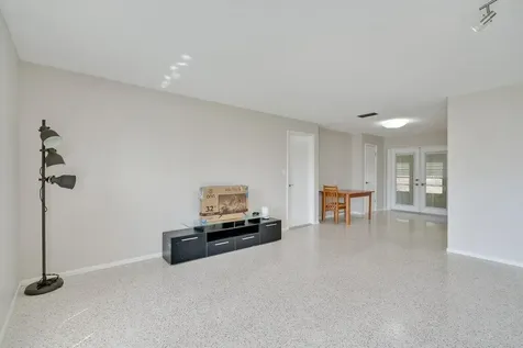 1385 Ne Hilltop Street Jensen Beach FL 34957