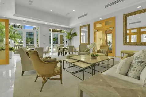 99 Se Mizner Boulevard Boca Raton FL 33432