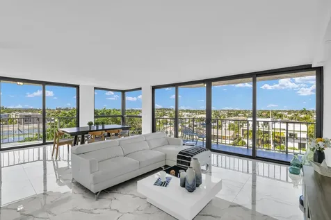 899 Jeffery Street Boca Raton FL 33487