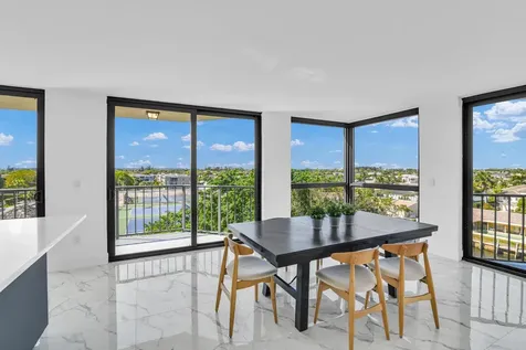 899 Jeffery Street Boca Raton FL 33487