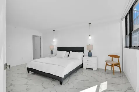 899 Jeffery Street Boca Raton FL 33487