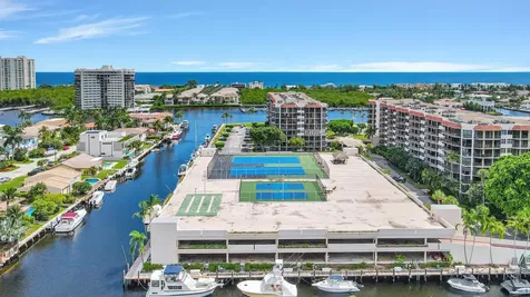 899 Jeffery Street Boca Raton FL 33487