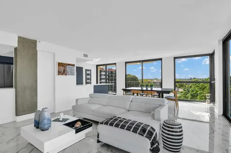 899 Jeffery Street Boca Raton FL 33487