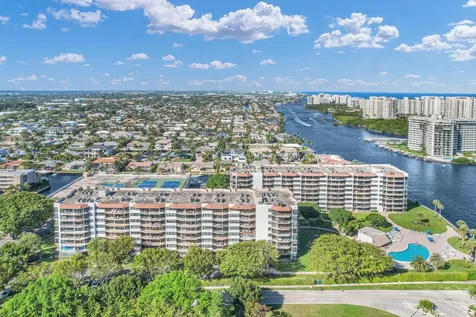 899 Jeffery Street Boca Raton FL 33487