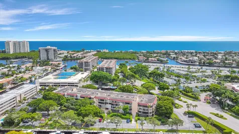 899 Jeffery Street Boca Raton FL 33487
