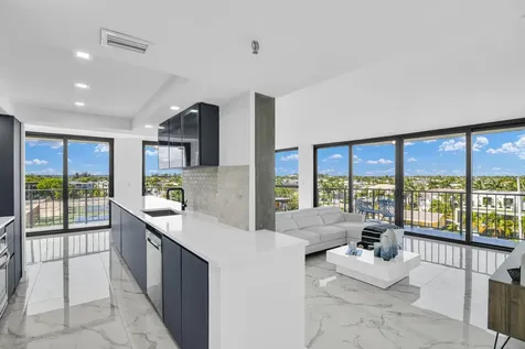 899 Jeffery Street Boca Raton FL 33487