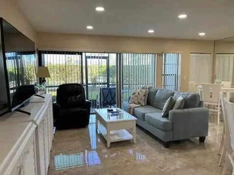 1605 S Us Highway 1 Jupiter FL 33477
