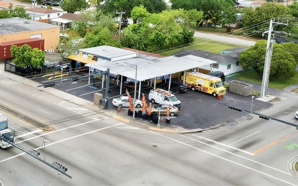 6201 Pembroke Road Hollywood FL 33023