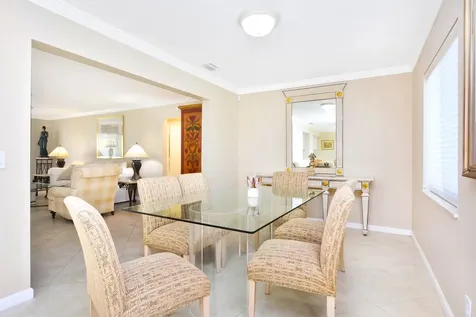 2392 Sw 11th Avenue Boynton Beach FL 33426