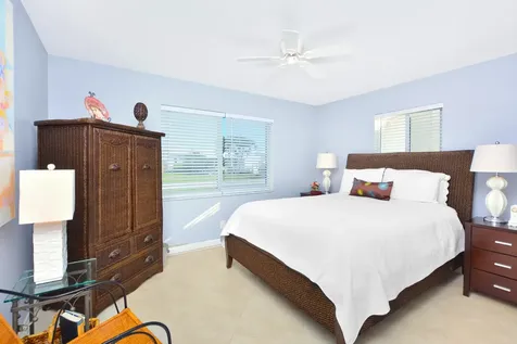 2392 Sw 11th Avenue Boynton Beach FL 33426