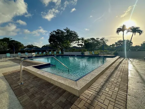 402 Club Drive Palm Beach Gardens FL 33418