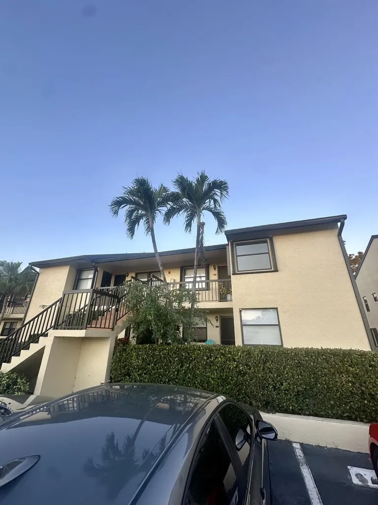4693 Lucerne Lakes Boulevard Lake Worth FL 33467
