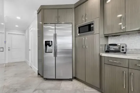 2912 S Ocean Boulevard Highland Beach FL 33487
