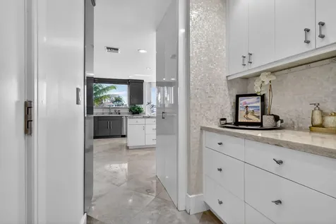 2912 S Ocean Boulevard Highland Beach FL 33487