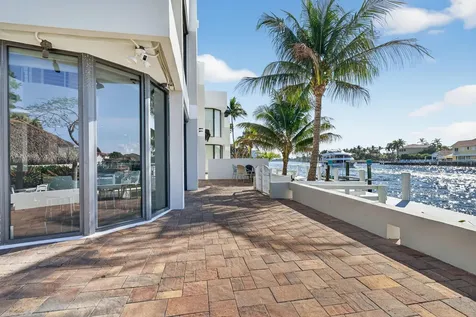 2912 S Ocean Boulevard Highland Beach FL 33487