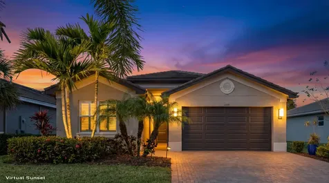11455 Sw Golden Mountain Way Port Saint Lucie FL 34987