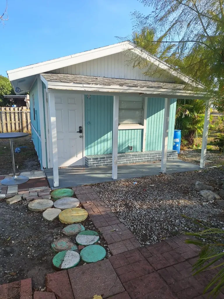 816 Troy Boulevard West Palm Beach FL 33409