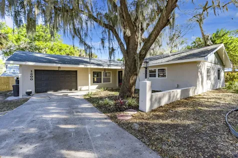 1300 Tumblin Kling Road Fort Pierce FL 34982