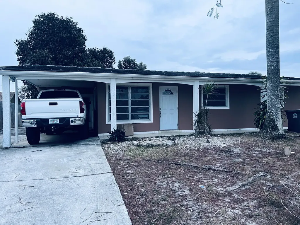 938 Sarazen Drive West Palm Beach FL 33413
