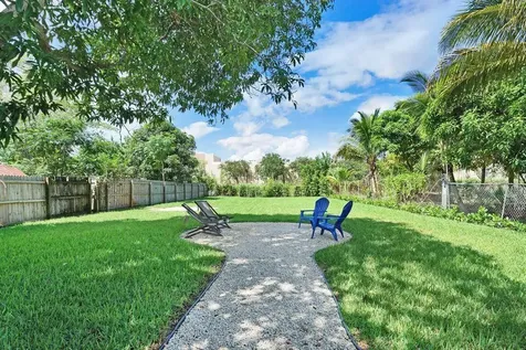 610 SE 2nd Avenue Delray Beach FL 33483
