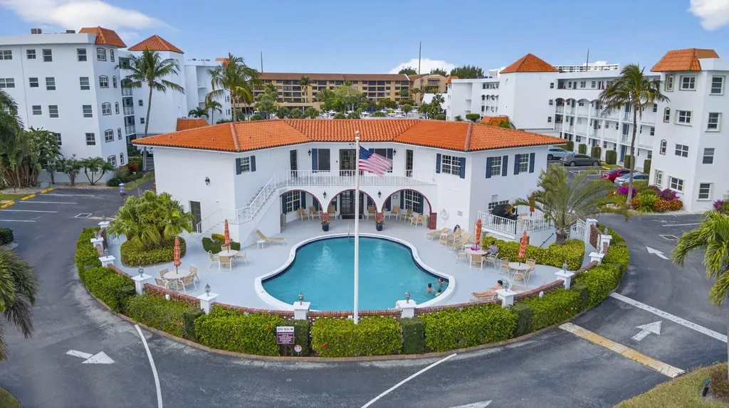 28 Yacht Club Drive North Palm Beach FL 33408