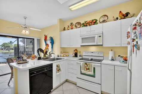 6049 Strawberry Lakes Circle Lake Worth FL 33463