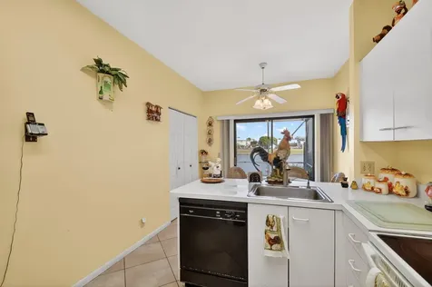 6049 Strawberry Lakes Circle Lake Worth FL 33463
