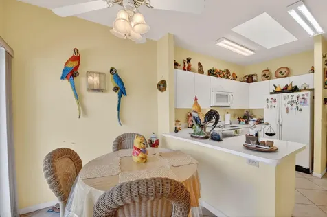 6049 Strawberry Lakes Circle Lake Worth FL 33463