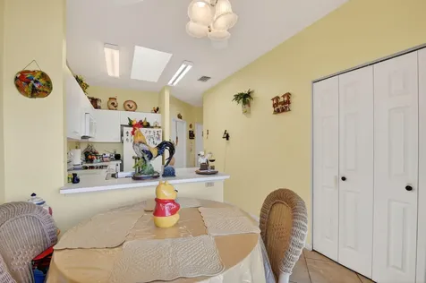 6049 Strawberry Lakes Circle Lake Worth FL 33463