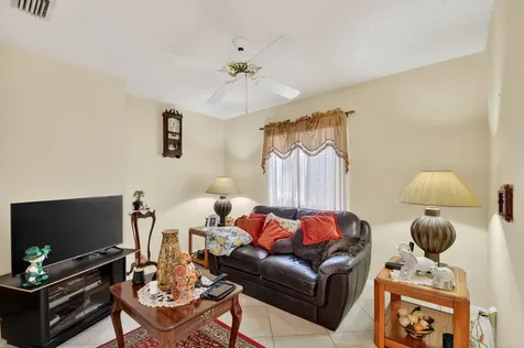 6049 Strawberry Lakes Circle Lake Worth FL 33463