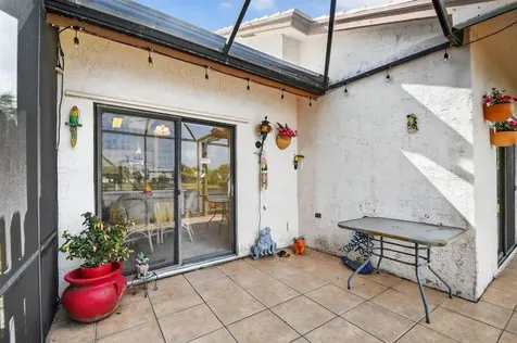6049 Strawberry Lakes Circle Lake Worth FL 33463