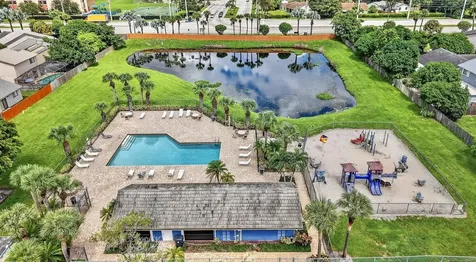 6049 Strawberry Lakes Circle Lake Worth FL 33463