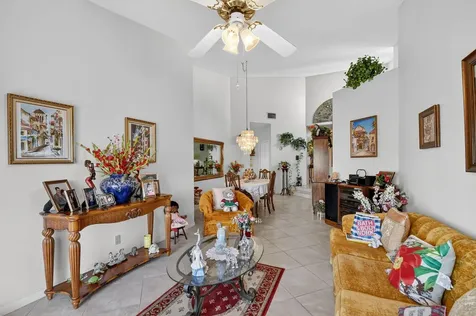 6049 Strawberry Lakes Circle Lake Worth FL 33463