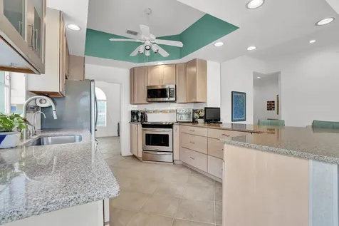 9001 Se La Creek Court Hobe Sound FL 33455
