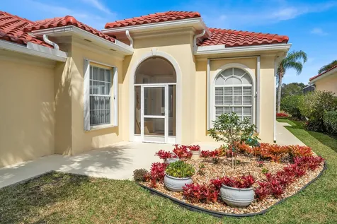 9001 Se La Creek Court Hobe Sound FL 33455