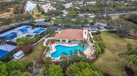 9001 Se La Creek Court Hobe Sound FL 33455