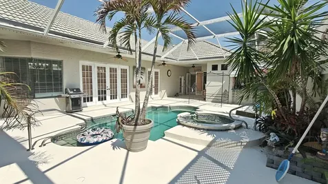 588 Sw Saint Johns Bay Port Saint Lucie FL 34986