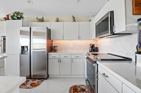 7211 Sweetbay Court Boynton Beach FL 33472