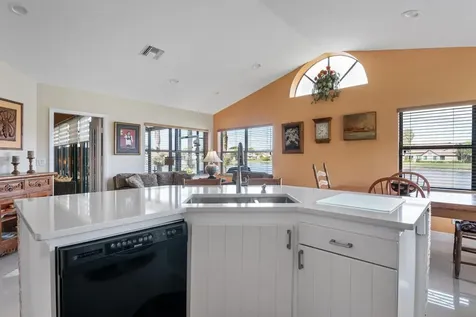 7211 Sweetbay Court Boynton Beach FL 33472